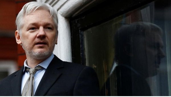 Suecia cierra la investigación contra Julian Assange