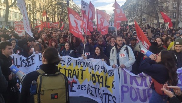 Miles de estudiantes en Francia entran en la batalla contra la Reforma Previsional