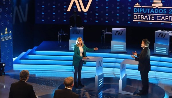 Bregman protagonizó el debate: desnudó a Milei, denunció a Santoro por el ajuste y a Vidal por represión