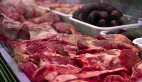 Precios de carne “populares”: una "promoción válida" sólo para los días de fiesta