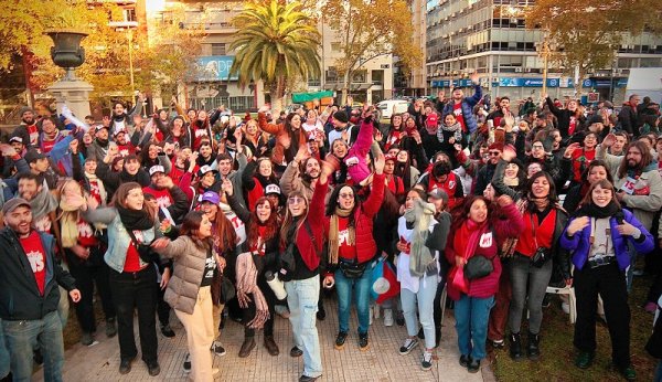 Gran participación de la Juventud del PTS en el Encuentro para coordinar las luchas