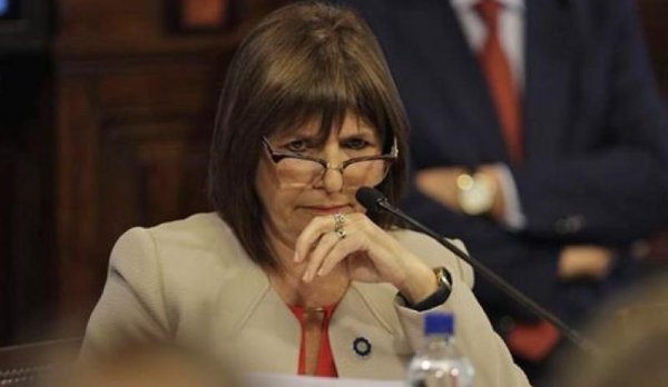 Bullrich y un nuevo protocolo: esta vez para las amenazas de bomba