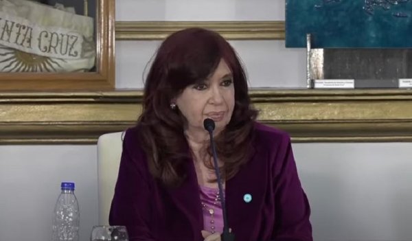 Cristina Kirchner polarizó con la oposición de derecha pero la llamó nuevamente a un acuerdo nacional