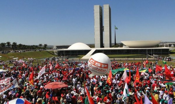 Brasil: es urgente que las centrales sindicales movilicen contra el golpismo bolsonarista