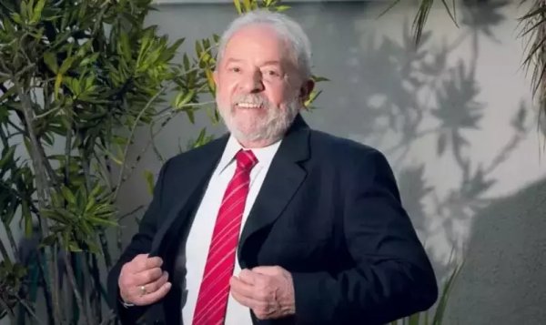 Lula: "Me presentaré a las presidenciales si soy el favorito para ganarlas"