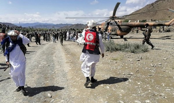 Afganistán golpeado por el terremoto más fatal en 20 años