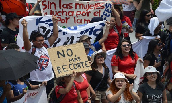 Sin cupo disponible, falta de accesibilidad y ansiedad en estudiantes