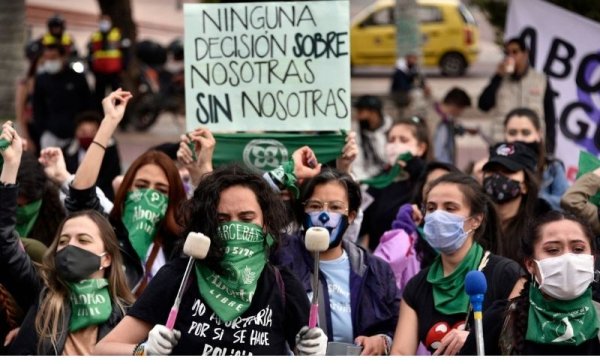 El movimiento de mujeres en Colombia reclama la despenalización del aborto