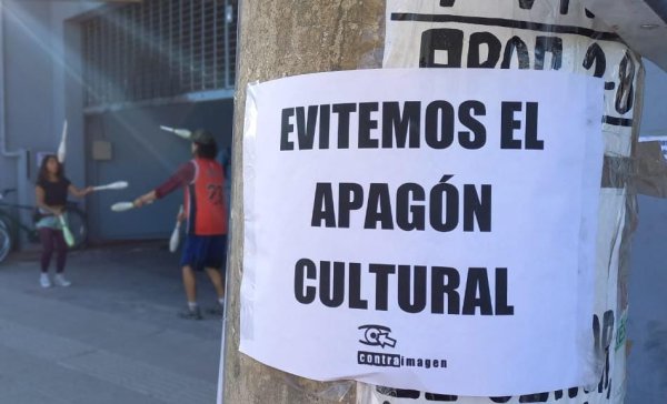 Mendoza: artistas y estudiantes se manifestaron contra el apagón cultural