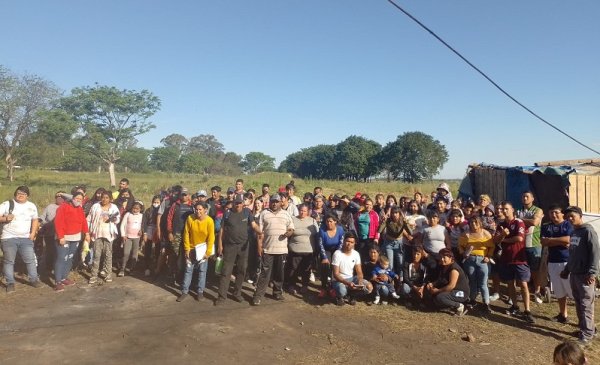 Familias desalojadas piden donaciones en Ciudad Evita: "La Policía nos quemó los comedores"