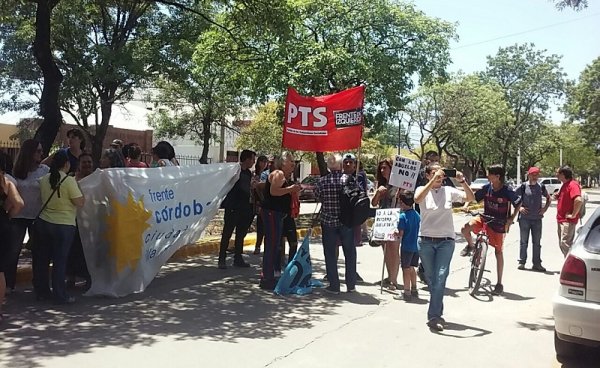 En Villa Dolores también se marchó contra el recorte a los jubilados