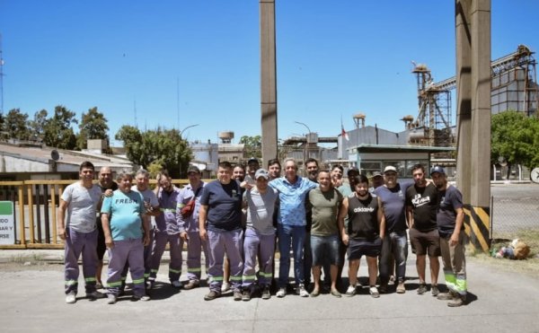 Vicentin no pagó el bono salarial y aceiteros de San Lorenzo para la planta por tiempo indeterminado