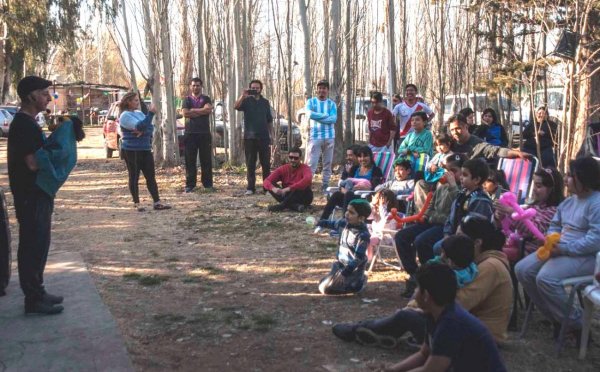 Festejos solidarios del Día del Niño en el Club Amistad Obrera de Neuquén