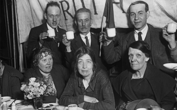 Una cerveza con Sylvia Pankhurst