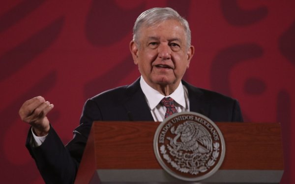 "La caravana migrante es una provocación": López Obrador