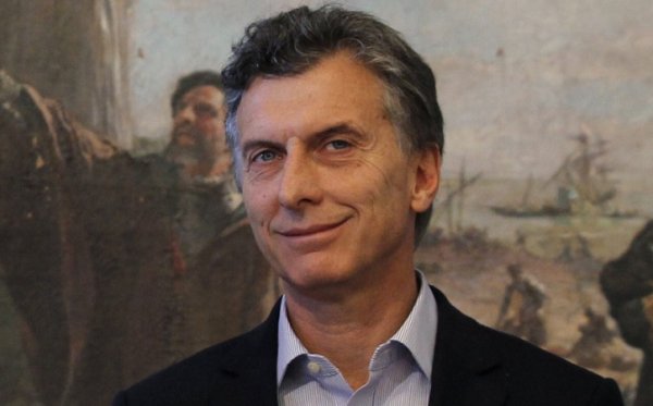 Telecomunicaciones: el decreto de Macri que beneficia a Clarín y a los grandes grupos