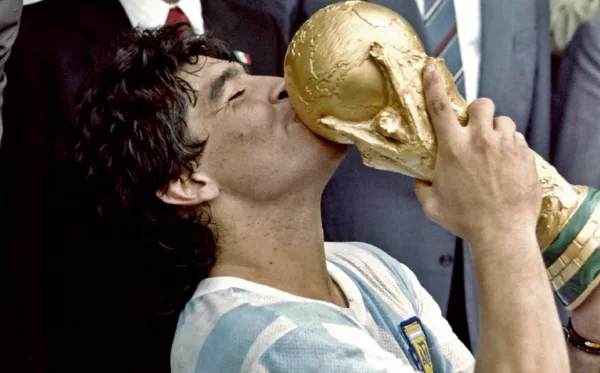 A dos años de la muerte de Diego Maradona: los admiradores del Diez lo homenajean