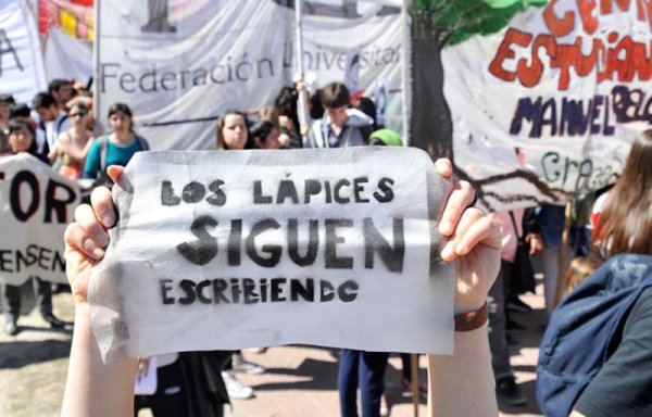 En Berisso funcionarios de Cambiemos persiguen a estudiantes secundarios 