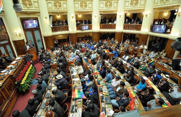 Presentan nuevo calendario electoral, mientras continua campaña por cierre de la Asamblea Lesgislativa Plurinacional