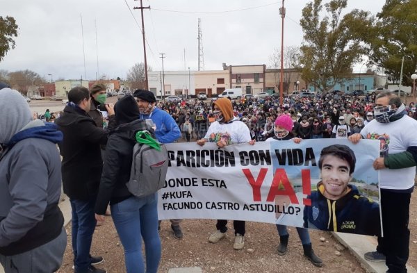 El pueblo de Pedro Luro marchó por la aparición con vida de Facundo Astudillo Castro