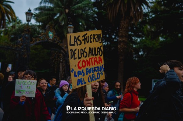 Miles en las calles. Interfacultades y asambleas para seguir la lucha