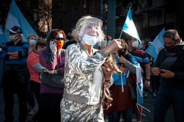 [Fotogalería] Las imágenes más desopilantes de la marcha gorila en Córdoba