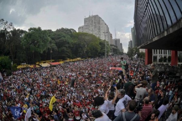 Brasil: la jornada de huelga continúa con actos en las principales ciudades