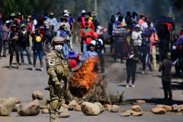 El Gobierno de Áñez reprime protestas por hambre en Cochabamba