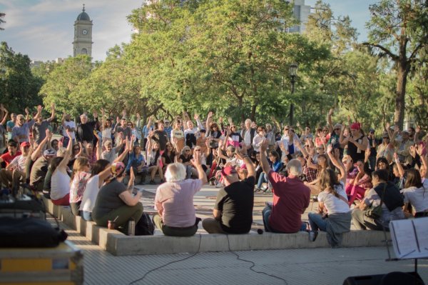 Provincia de Buenos Aires: la lucha contra el DNU y la Ley Ómnibus se extiende en Bahía Blanca y la zona