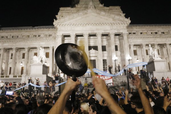 Apuntes para la disputa discursiva desde la izquierda