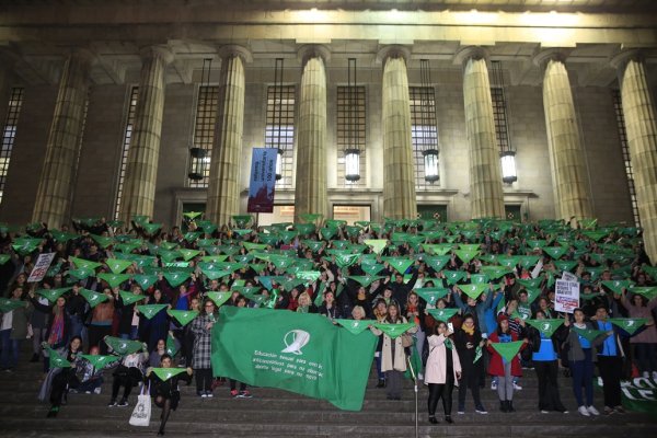 Consejo Directivo de Facultad de Derecho a favor del aborto legal