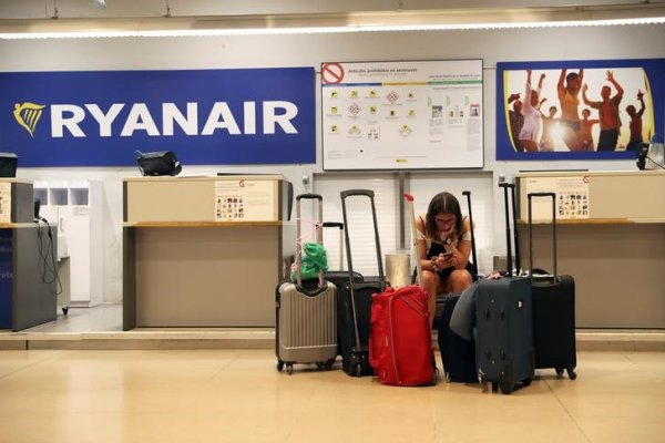 Ryanair cancela 400 vuelos en Europa por la huelga de pilotos