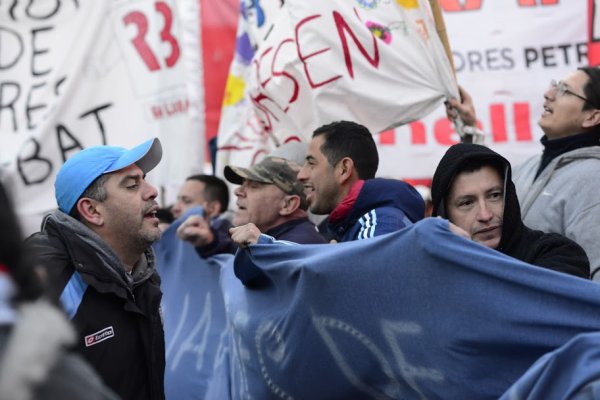 “Pasaron cosas”: entre la rosca de los de arriba y las peleas de los de abajo