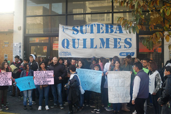 En las escuelas hace más frío adentro que afuera