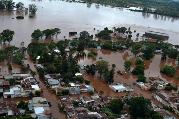 Agronegocios, inundaciones y penurias populares