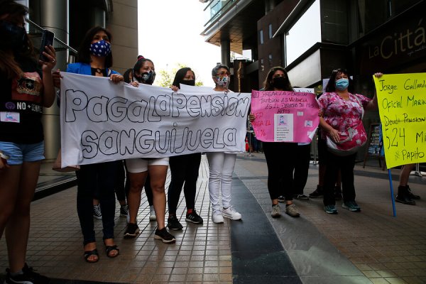 Anuncian mejoras en "Ley Papito Corazón" ¿Hasta cuándo las mujeres nos haremos cargo de la crianza y el cuidado?