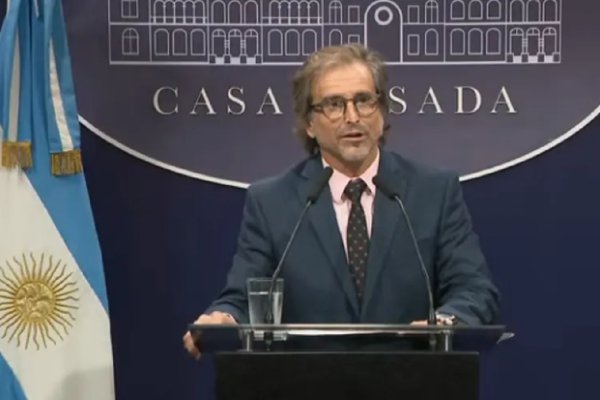 Bertie Benegas Lynch: “Libertad es poder tener a tu hijo trabajando y no mandarlo a la escuela”