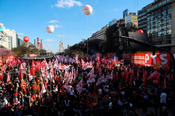 Resolución especial sobre la lucha por un gran partido revolucionario y los debates en la izquierda