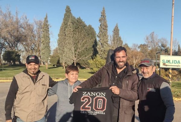 Salvador Amor en Zanon, apoyó el reclamo de edificio propio para la escuela “Boquita Esparza”