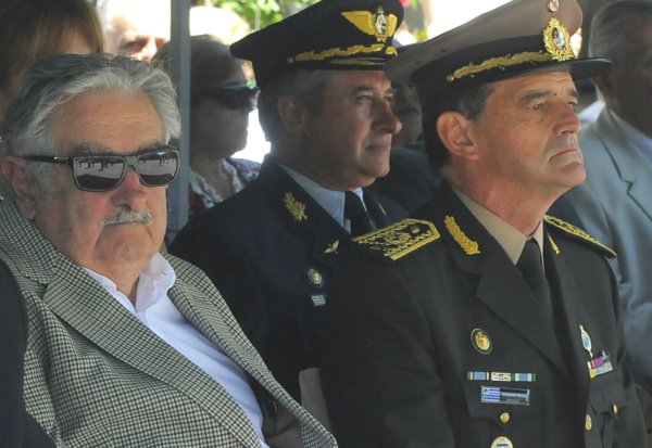 ¿Impunidad para genocidas uruguayos? Reunión entre Mujica y el derechista Manini Ríos