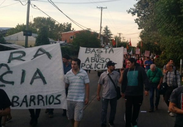 En el barrio Las Tunas de Tigre marcharon contra la violencia y el abuso policial