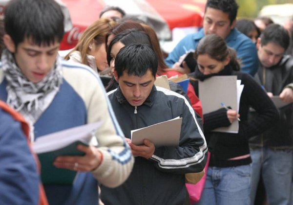 5 medidas para hacerle frente al desempleo que crece en la Tucumán de Milei y Jaldo