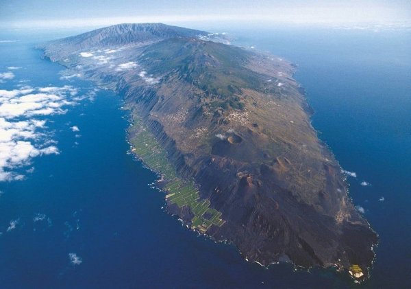 Evacuaciones en Canarias por riesgo volcánico