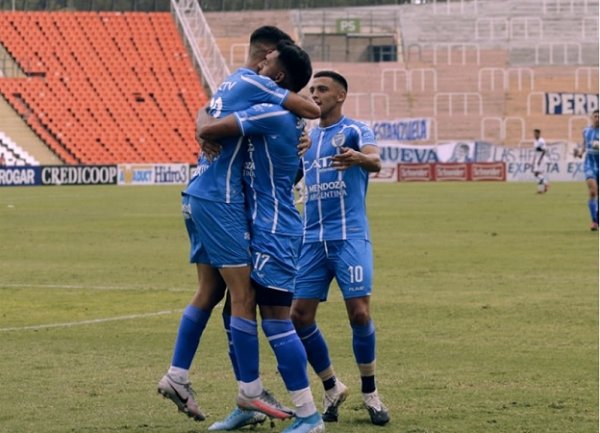 Godoy Cruz remontó un partido difícil y se llevó el triunfo frente a Platense 