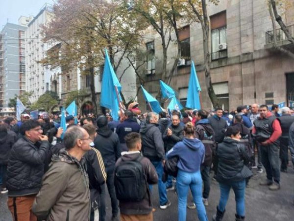 Trabajadores municipales movilizaron en Mar del Plata