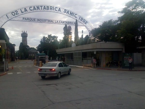 Parque Industrial La Cantábrica: “Yo no sé mucho de política, pero lo que se está viviendo no da para más”