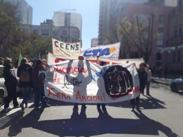 Docentes en las calles exigen plan de lucha en Bahía Blanca