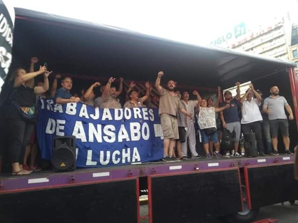 Obelisco: acto de las Coordinadoras de Trabajadores en Lucha 