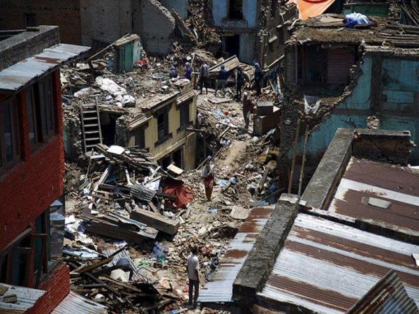 Nuevo terremoto en Nepal deja decenas de muertos