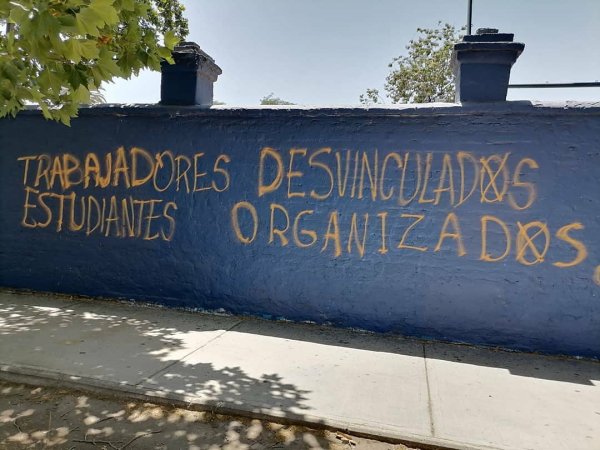 El duro relato de los trabajadores despedidos del Ex Pedagógico: "En esta navidad sabemos que en muchas casas no va a haber una cena ni un regalo"